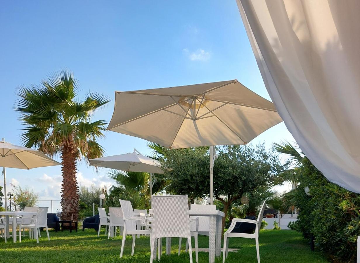 B&B Il Gabbiano Читтаделла-дель-Капо Экстерьер фото