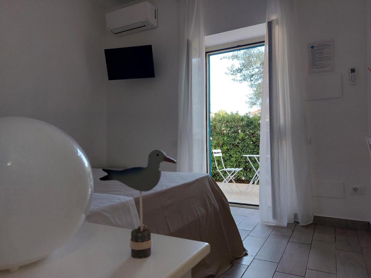 B&B Il Gabbiano Читтаделла-дель-Капо Экстерьер фото